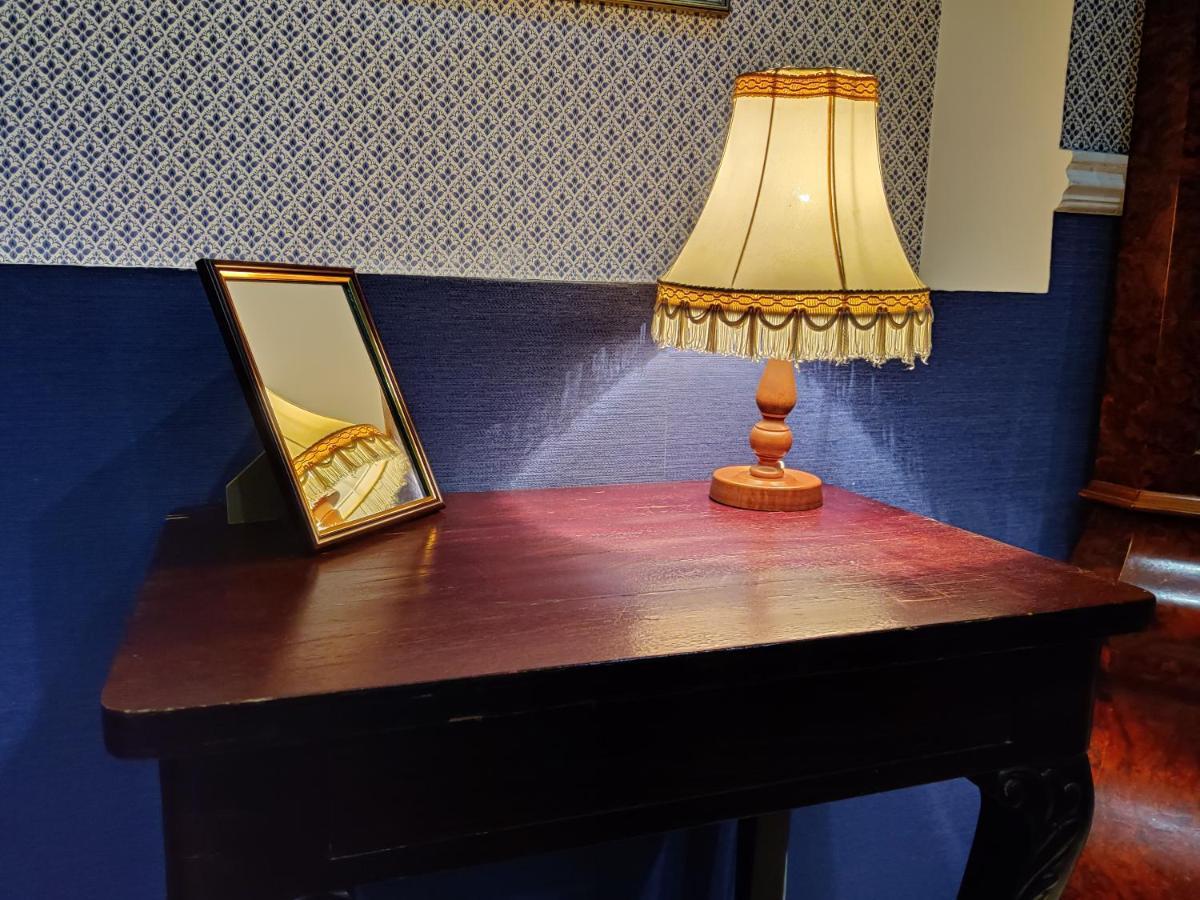 Chaplin Otel Lviv Dış mekan fotoğraf