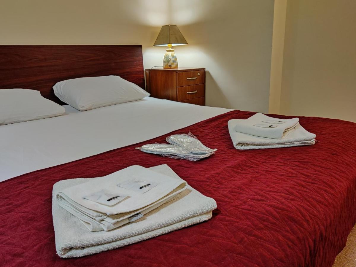 Chaplin Otel Lviv Dış mekan fotoğraf