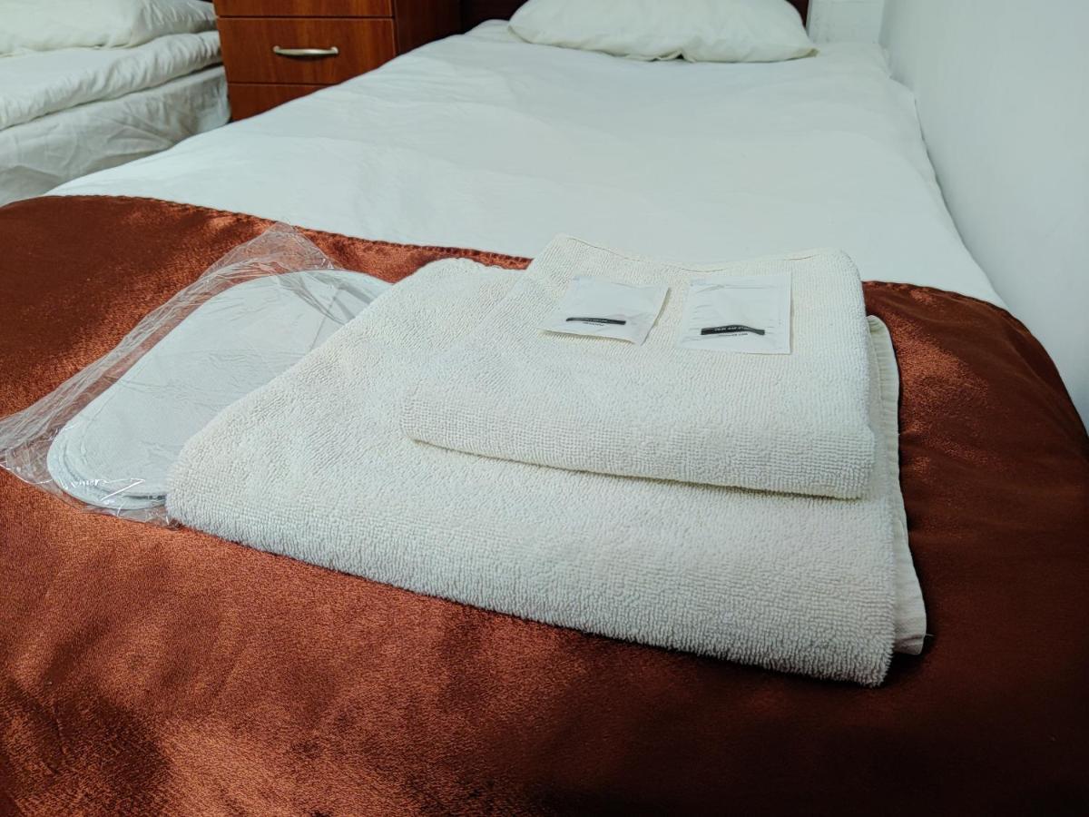 Chaplin Otel Lviv Dış mekan fotoğraf