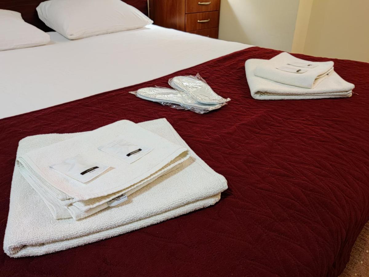 Chaplin Otel Lviv Dış mekan fotoğraf